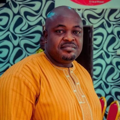 Arsenal fan. Father. Lover of great ideas. Fun to be with. Oil &Gas marketer. Teacher. Realtor.
