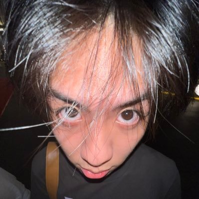 tink0song's profile picture. HUH?