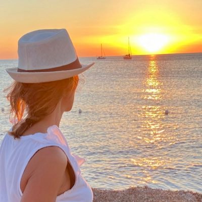 cristinaiarussi's profile picture. Aiuto le mamme a trovare strategie efficaci per risolvere conflitti con i propri figli. Fondatrice del Percorso “Genitori si diventa”.    Master in Parent Coach