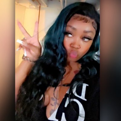 The one u will always miss🥀 👣SC 👻: Waynikia 💚 RIP Malone 👼🏽 •TwoTimez💕 Forever Maticka’s💋