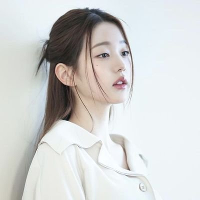 apxchayz_fxy's profile picture. 