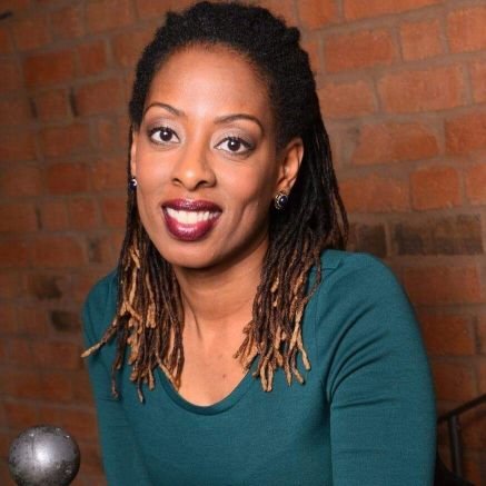 A TEDx, Multiple Award winning, Keynote Speaker, Lead Trainer & Coach who uses expertise and experience to #inspire and #empower leaders to flourish