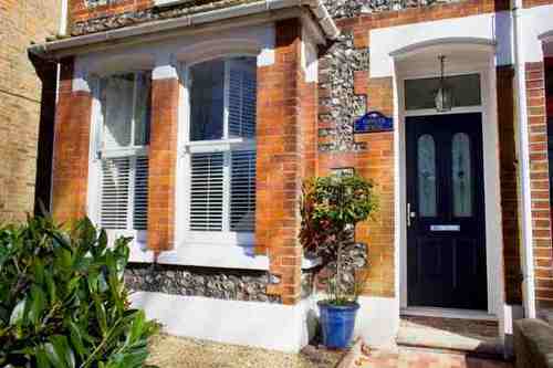 Jubilee_House's profile picture. Jubilee House is a Victorian Bed and Breakfast in beautiful Chichester's city centre, overlooking the award winning Jubilee Gardens.