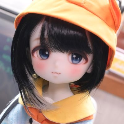 ドールへのメイクカスタムしてます。カスタムっ子タグは #黒糖っ子 を使用して頂けると嬉しいです。今までのメイクはインスタヘまとめています。#黒糖っ子メイクログ X不具合時はインスタへ🥲