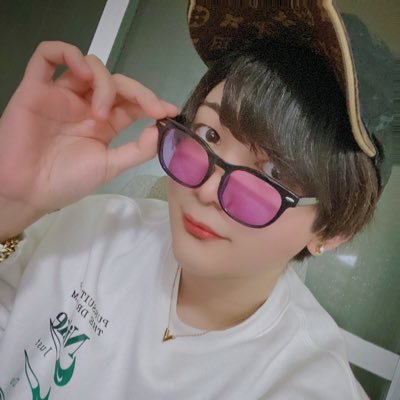 女性にも男性セラピストにも寄り添ったお店【#Happiness大阪】【#Happiness名古屋】を2店舗を経営しております🐈🐾☆対価を払って価値のある人づくり☆新人を新人じゃなくさせる教育✩勘違い野郎を作らない徹底教育✩関西･東海で一番『利用して良かった』『ここでセラピストをやれて良かった』と思えるお店です🧡