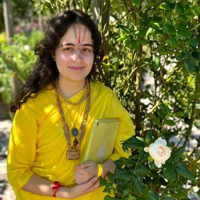 💗Devotee of Paramahamsa Vishwananda
💗Hari Bhakta Vaishnav
💗instagram: @aradhana_gk