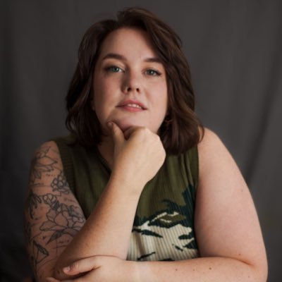 theizzyedwards's profile picture. producer, director, dramaturg @NoSuchThingThtr, game master, a bunch of frogs in a trench coat ~ she/her