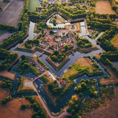 wangjianweipaul's profile picture. 找寻真理