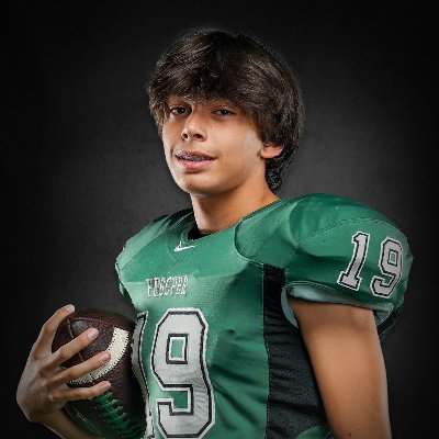 🏈 CB/DB/WR/QB ⚽️ Def/Centerback/Wingback•Steel United 🏃🏽 Track (4x400 record) 🏫 Prosper HS '27•5'10