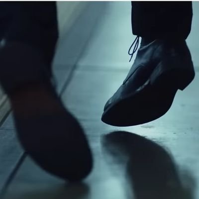 활자중독가. 극도의 편식적 습성.
강박적 킬타 독서러. 흔한 독서(구입)러. + 우당탕탕 흘러가는 사담계