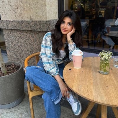 #Yosh broker:🫠
#Talaba:🧑🎓3/3
@spirespero💍
yaxshi koʻrgan ishingni qil,
qilgan ishingni yaxshi koʻr.🧑💻