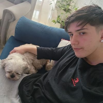 Saantinahue's profile picture. q onda pa