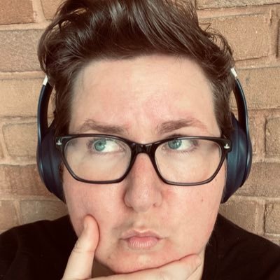 lorikath's profile picture. Lesbian 🏳️‍🌈 (She/Her) Law Degree 🎓 Nurse💉 Lover of 📚 and Magic 🦄 and 🎭 ASD. Caffeine Addict ☕️ Cymraeg 🏴󠁧󠁢󠁷󠁬󠁳󠁿 Arsenal Women ❤️⚽️