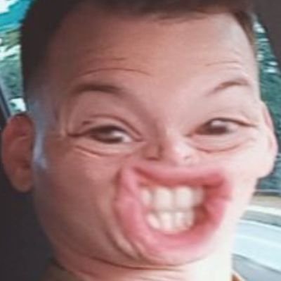 andyisamenace's profile picture. Dead from the neck up