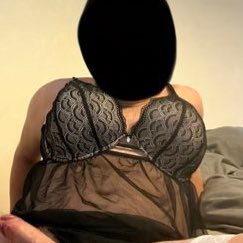 UK Sissy. Dirty chats and anything goes. Meet ups - private message me. Snapchat for some fun: dannicdxx❤️