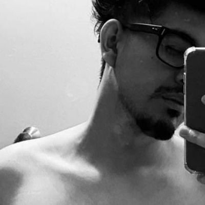 LikeMike__X's profile picture. Boobs Pizza & Wine 🍷
