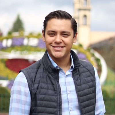Abogado y Politólogo por la Universidad de las Américas Puebla. Regidor #Zacatlán
