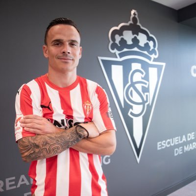 Official account of Roque Mesa professional football player // Cuenta oficial de Roque Mesa jugador de fútbol profesional