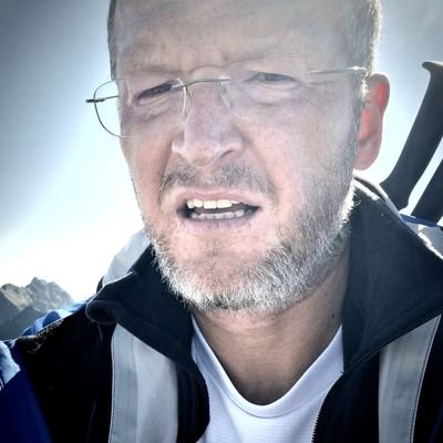 DanielWarecki's profile picture. 