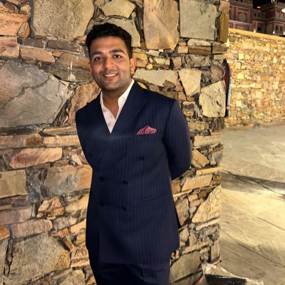 know_udit's profile picture. KEEP IT REAL | Chartered Accountant | Mithibai | Daly College | 26