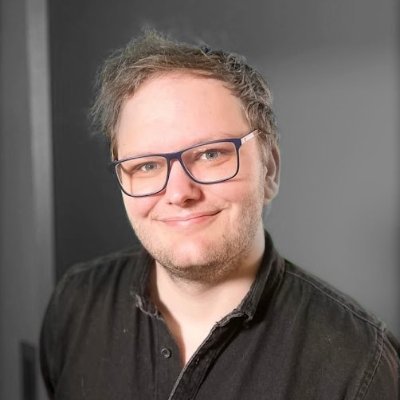 Creative technologist, leveraging emerging tech to develop innovative immersive experiences