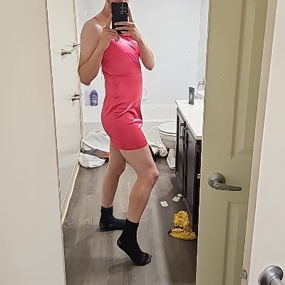 Converted sissy promo drone of @OneLesleyone, the Best Exposure and Blackmail Goddess, to spread her Bi Brotherhood virus🖤Serving My Queen