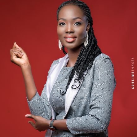 EOtcho64768's profile picture. Ambitieuse et motivée...
Étudiante en Science Politique je suis passionnée par tout ce qui touche aux relations internationales et aux projets de développement.