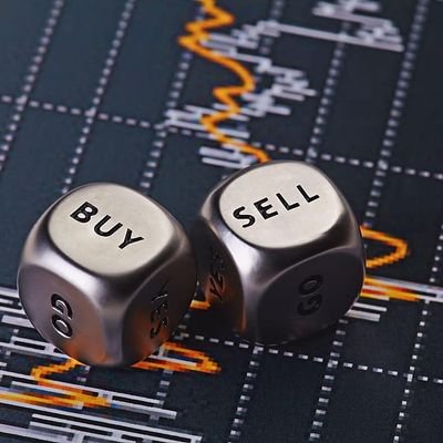 Senior account manager and professional trader in dubai