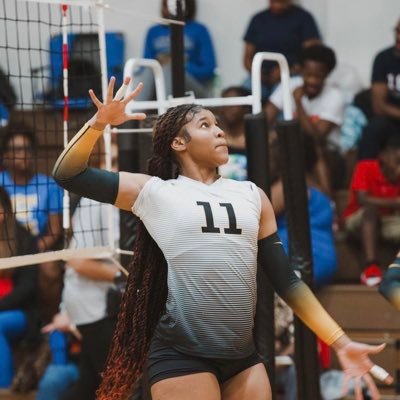 Class 2025 | Junior | 6’2 | Alief Hastings | Varsity Basketball (Foward) | Varsity Volleyball (Middle Hitter) | Fam Elite 17U 3SSB @famhoopsGBB | gpa: 3.1