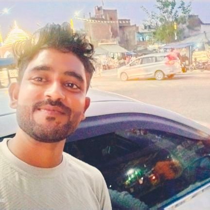 lives in....... Etawah....... UP..75.
जब फितरत में नशा राजपूत का है तो रुतबे में गुरुर लाजमी है💕♥️💞 जय जय श्रीराम...🙏.👍