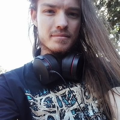 Alt account for @M3meSaurusRex 

🇬🇧 25 🇬🇧 | Autistic Metalhead 🤘