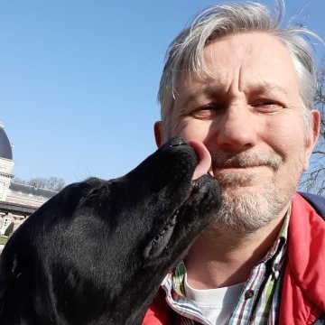 Ghislainla23's profile picture. 