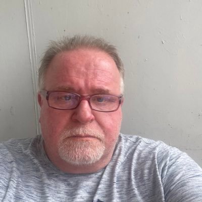 Schmitterli's profile picture. Lebe deinen Traum aber träume nicht dein Leben😃