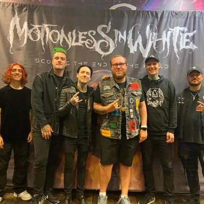 Connor13653813's profile picture. MIW, Motley Crue, Pens for life!!!!