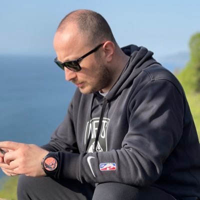 1hikmetyazgan's profile picture. SADECE FENERBAHÇE 💛💙