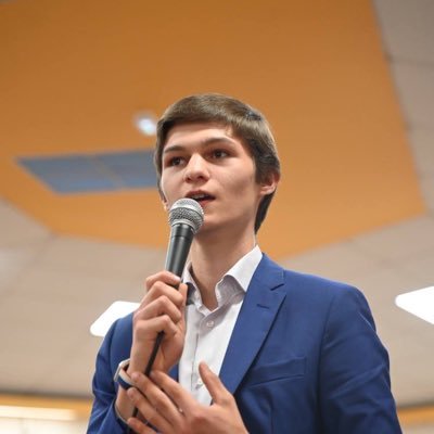 valentinczech71's profile picture. Étudiant en droit |🇫🇷🇪🇺|