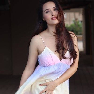 MelusinePo21080's profile picture. 