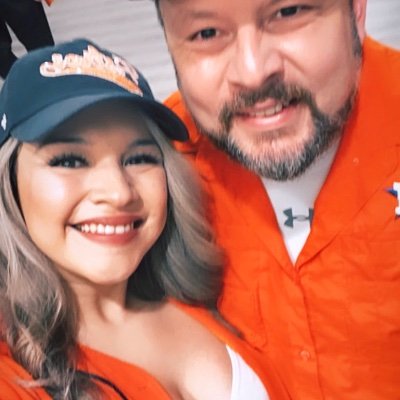 BrizaBarajas's profile picture. Christ is King👑 
Married❤️
Mom of 6 ☀️
Having the time of my life✨