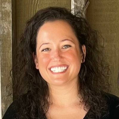 kin5arah's profile picture. 📚 M.Ed.
🧢 Aspiring Little League Coach