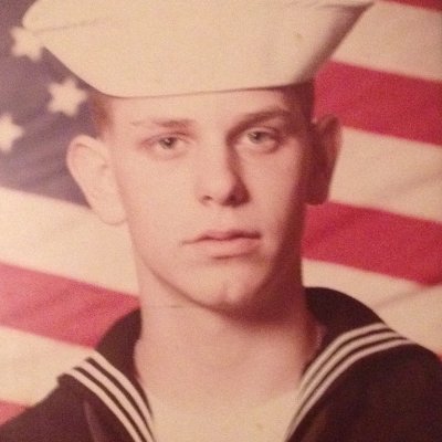 US Navy Vet, Happily Married, and Proud Father, Conservative.