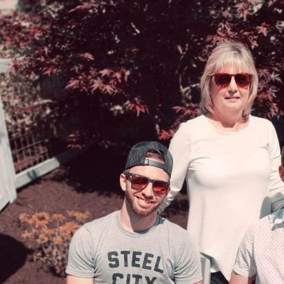 Kcam412's profile picture. 