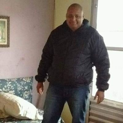 Lutar sempre, vencer talvez, desistir jamais!