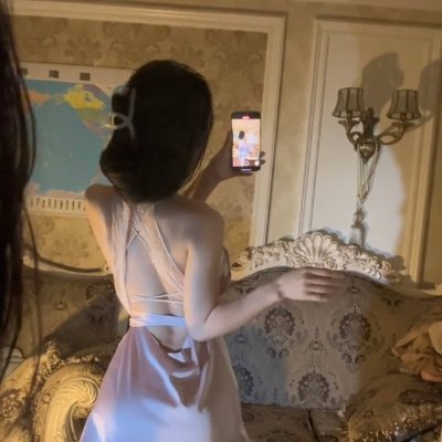 ✈️Trave——💍Shopping——Gourmet🍾
🇨🇳 SZ——🇺🇸USA——🇭🇰HK
✈️Record life wieh photos📸 &🥂Food
🌈Freedom&lndependence💕ส้้้้้้้้้้้้้้้้้้้้้้้้้้้้้้้้้้้้้้