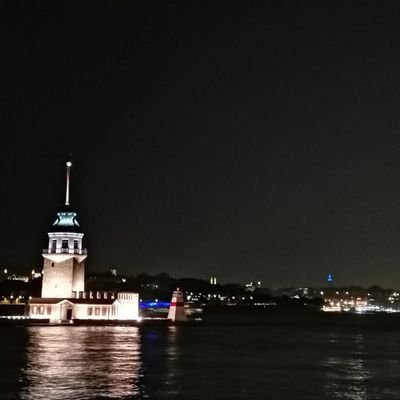 SHAKESPEARE5345's profile picture. Bozulduğu zaman insandan daha korkunç yaratık yoktur.