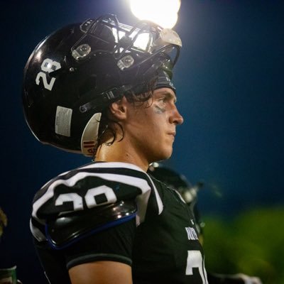 6’2 / 225 / TE / WR / LS / 3.5 GPA / 2025 / Lincoln Northeast High / 402-370-0582