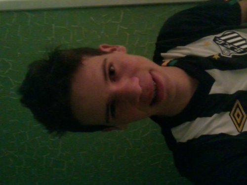 Ontem você me fazia esquecer o Mundo. Hoje, o mundo não me faz esquecer você.