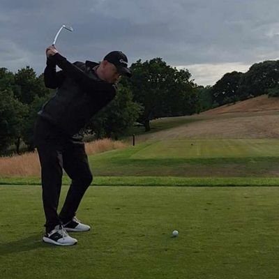 30 years old, PGA Golf Professional, Ex Pub Owner, Ex Teacher, Guinness World Record Holder, Professional Football Entertainer