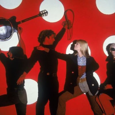 violetforrose0's profile picture. they/them