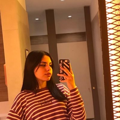 eseniimm's profile picture. https://t.co/SSa0c88PkA