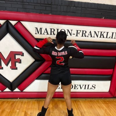 Class : 2025 | Hs : Marion Franklin | Defense Specialist / L 🏐. 🥎 2nd base | 5’3 | Gpa : 2.5 | emyanatalie07@gmail.com